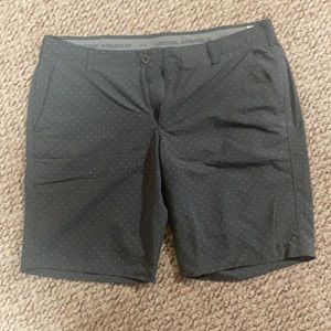 Under armour golf shorts 40 brand new 11”